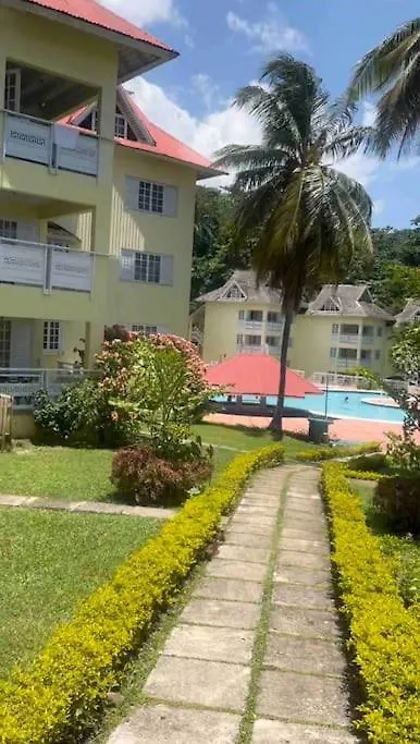 Lulu Bell Mystic Ridge @73 Apartment. Ocho Rios